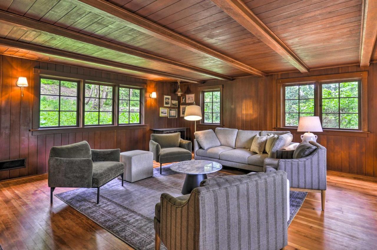 Peaceful And Elegant Cottage With Riverside View オレゴンシティ エクステリア 写真