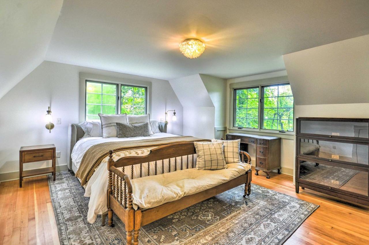 Peaceful And Elegant Cottage With Riverside View オレゴンシティ エクステリア 写真